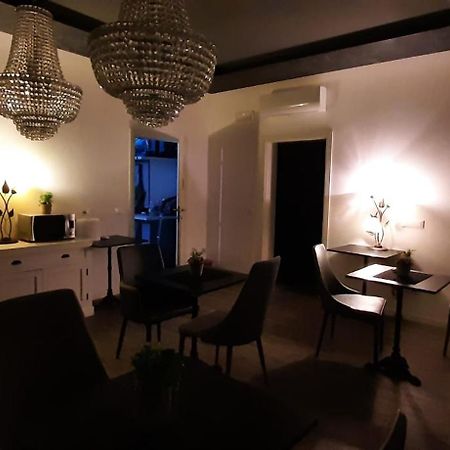 Double A Guest House Местре Екстериор снимка