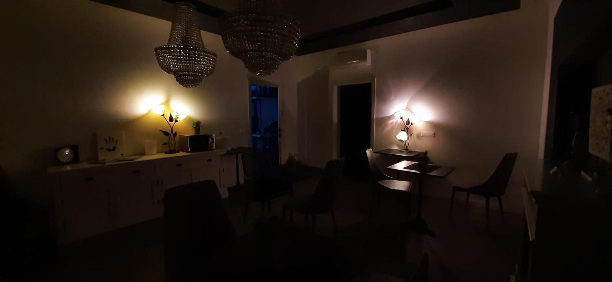Double A Guest House Местре Екстериор снимка
