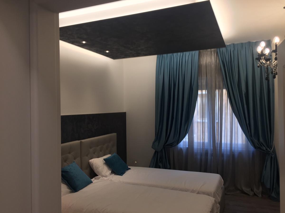 Double A Guest House Местре Екстериор снимка