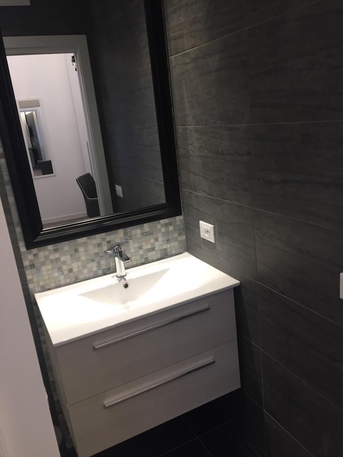Double A Guest House Местре Екстериор снимка
