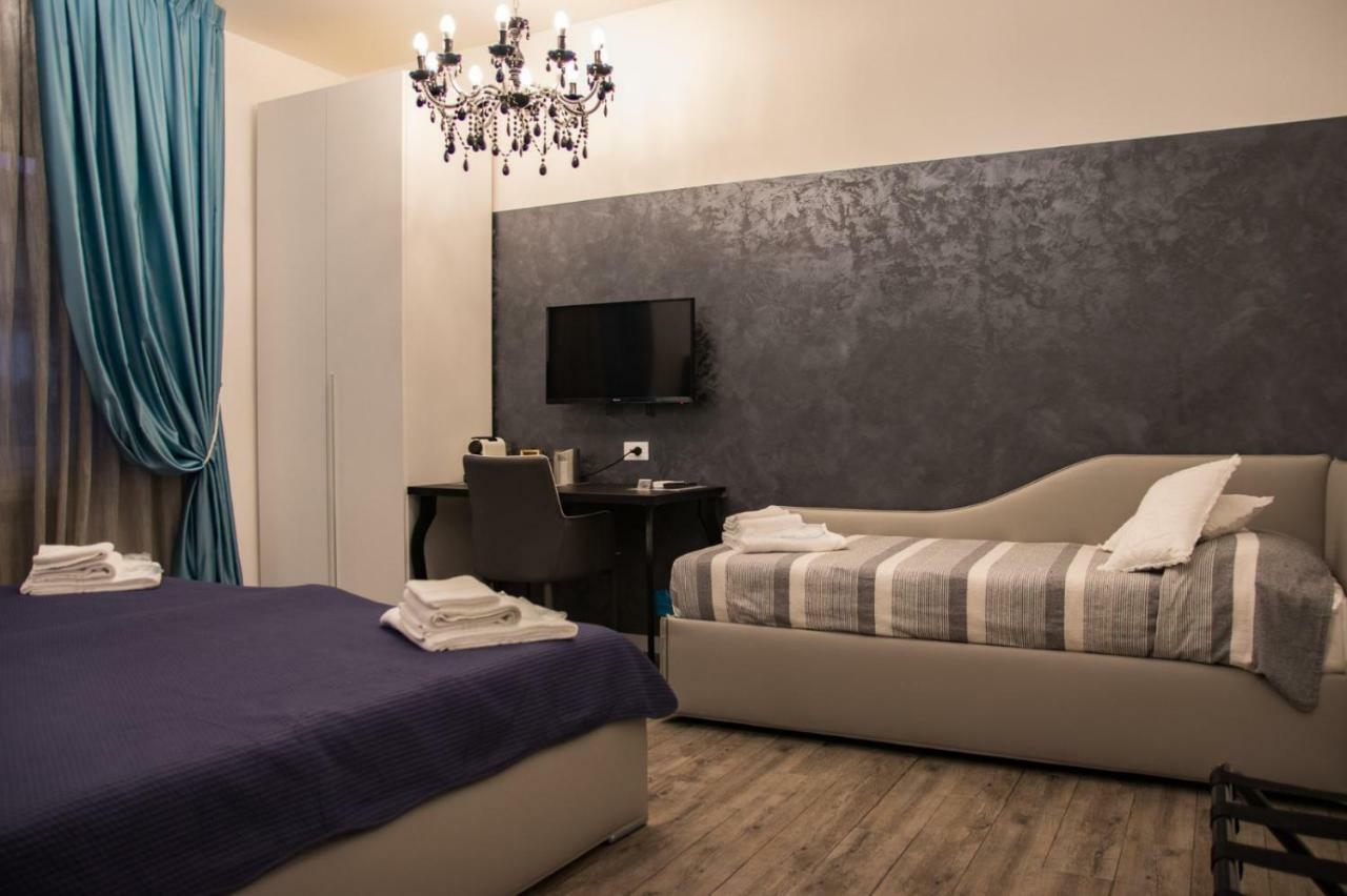 Double A Guest House Местре Екстериор снимка