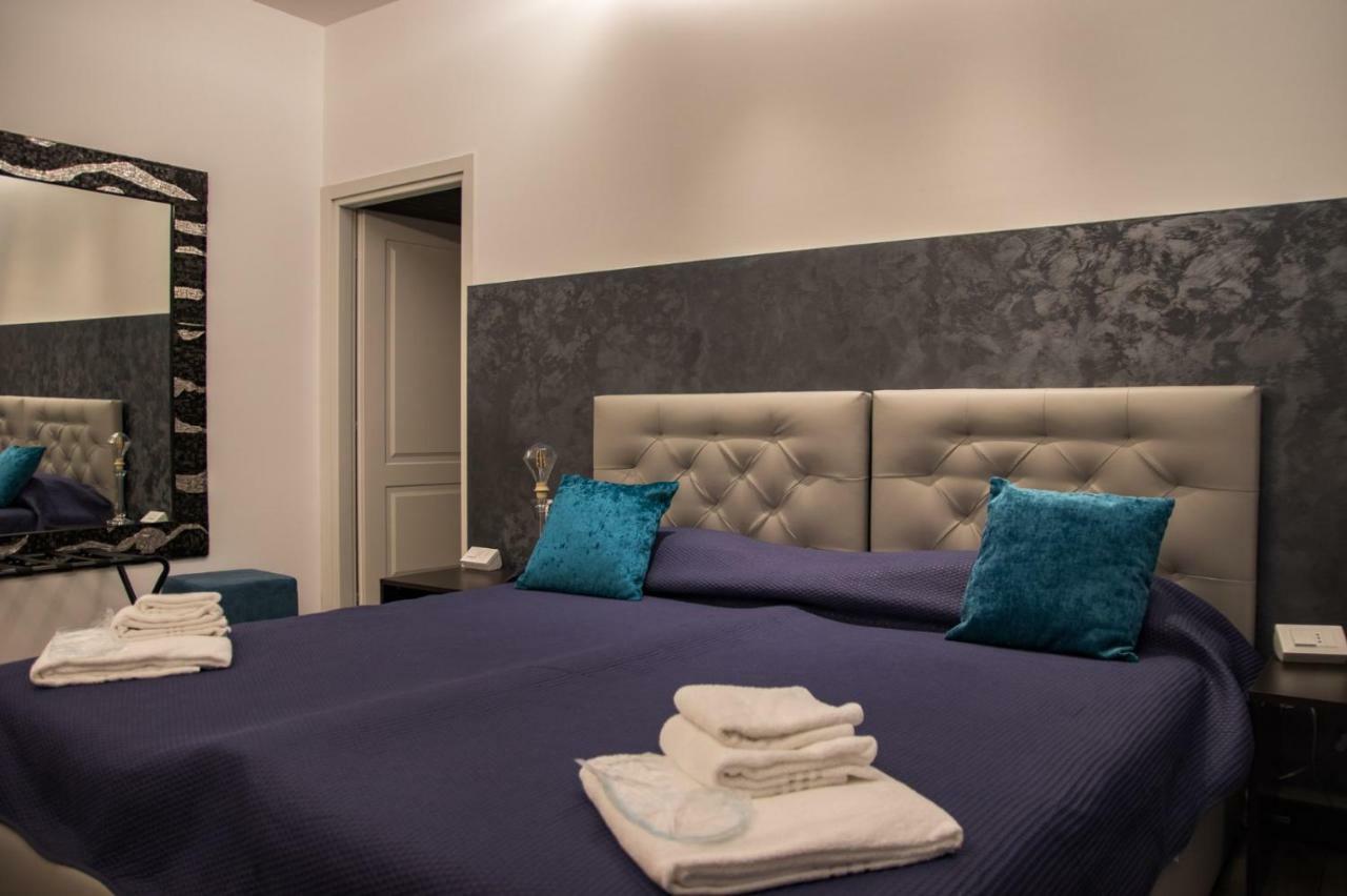 Double A Guest House Местре Екстериор снимка