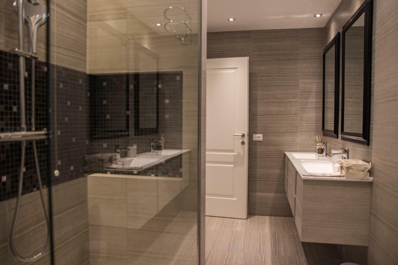 Double A Guest House Местре Екстериор снимка
