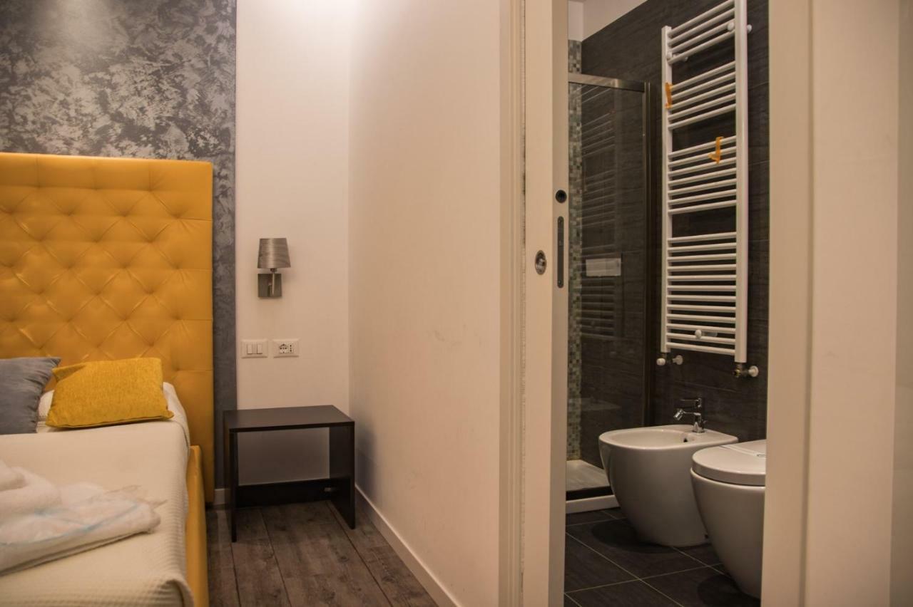 Double A Guest House Местре Екстериор снимка
